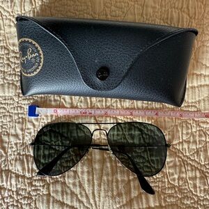 Ray-Ban Dark Aviator Sunglasses with Case